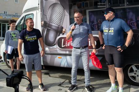 Deželak junak v Postojni (26)